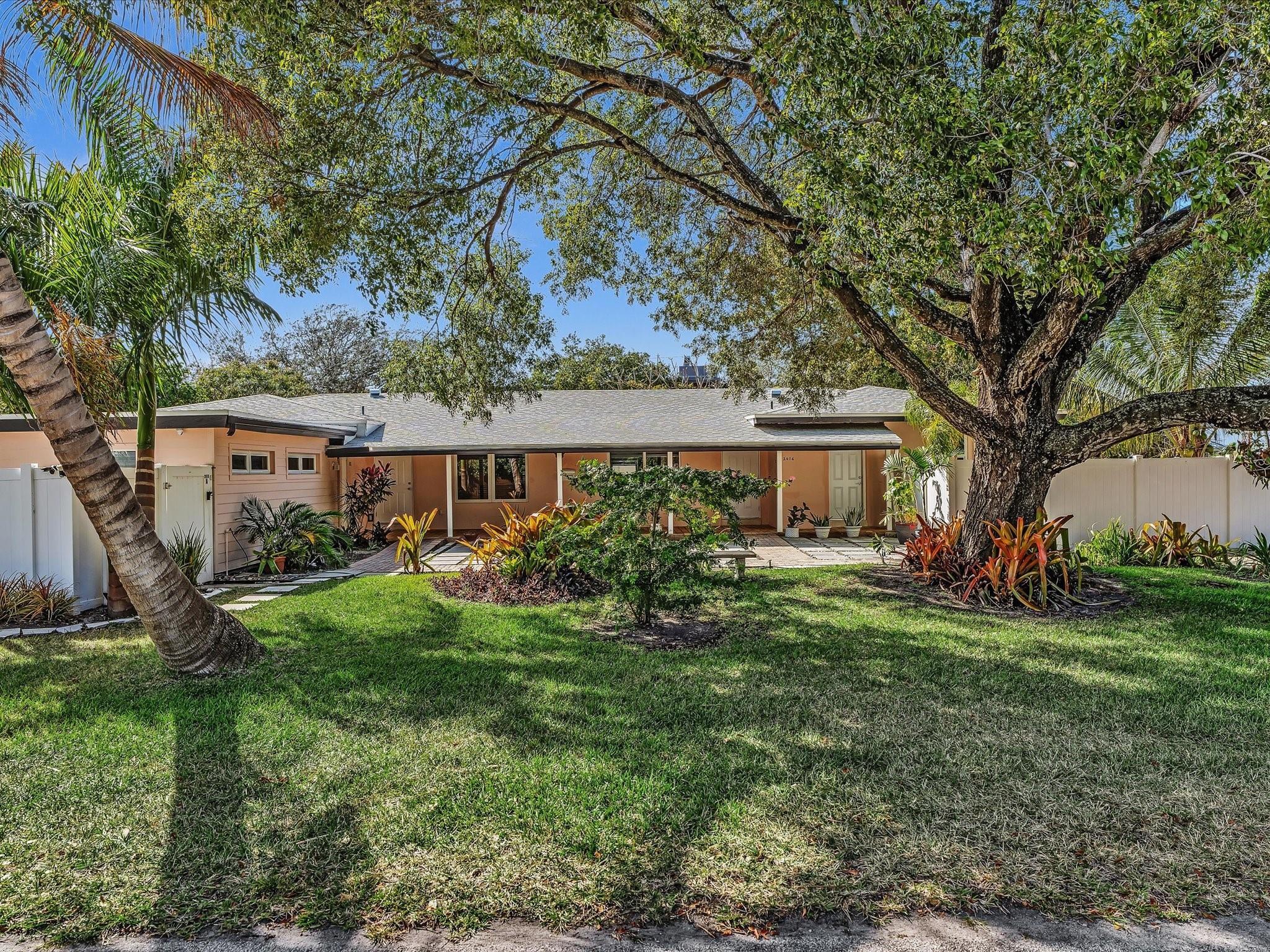 Lauder Gate Isles 28-17 B - Residential Lease