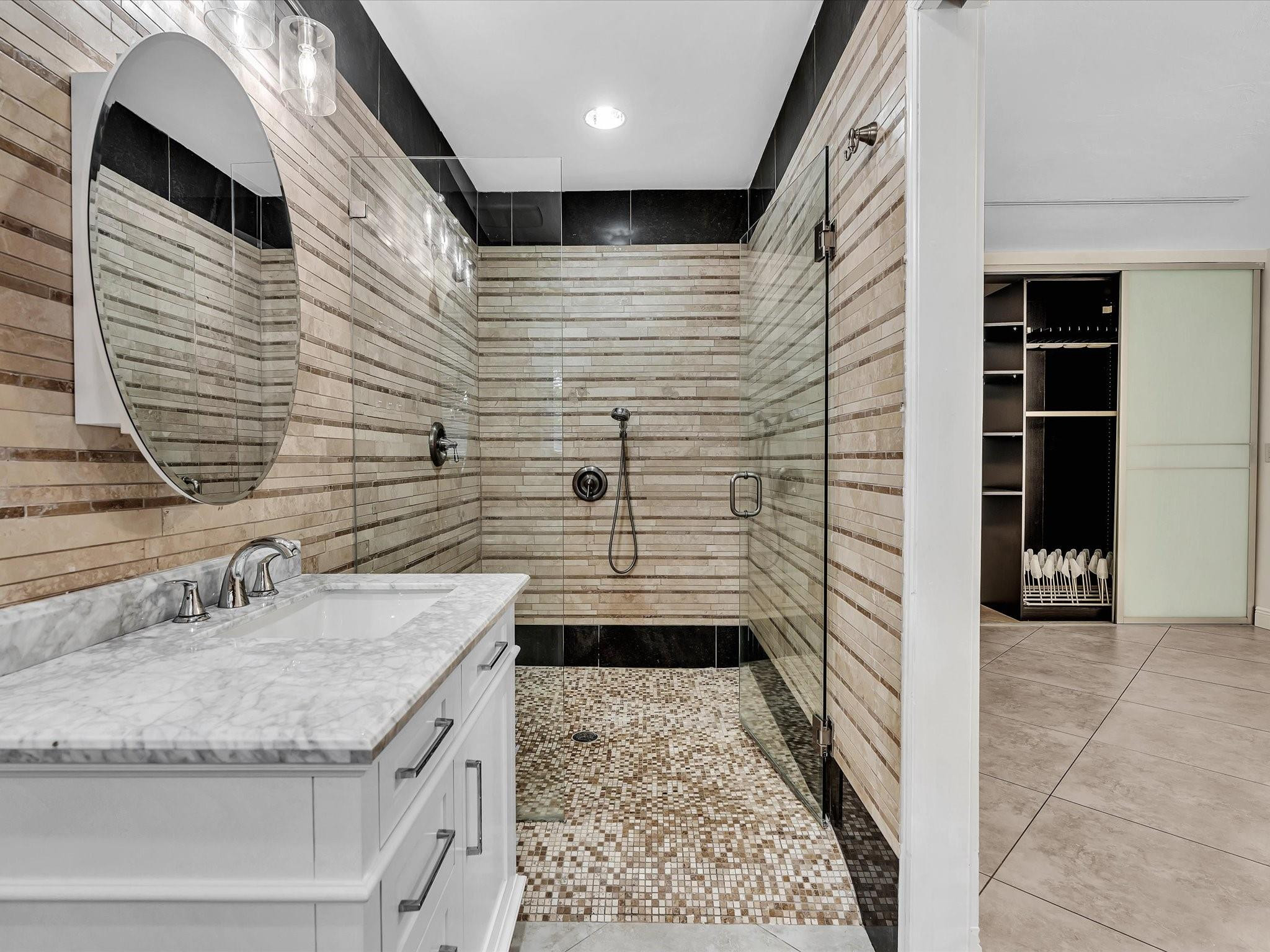 Lauder Gate Isles 28-17 B - Residential Lease