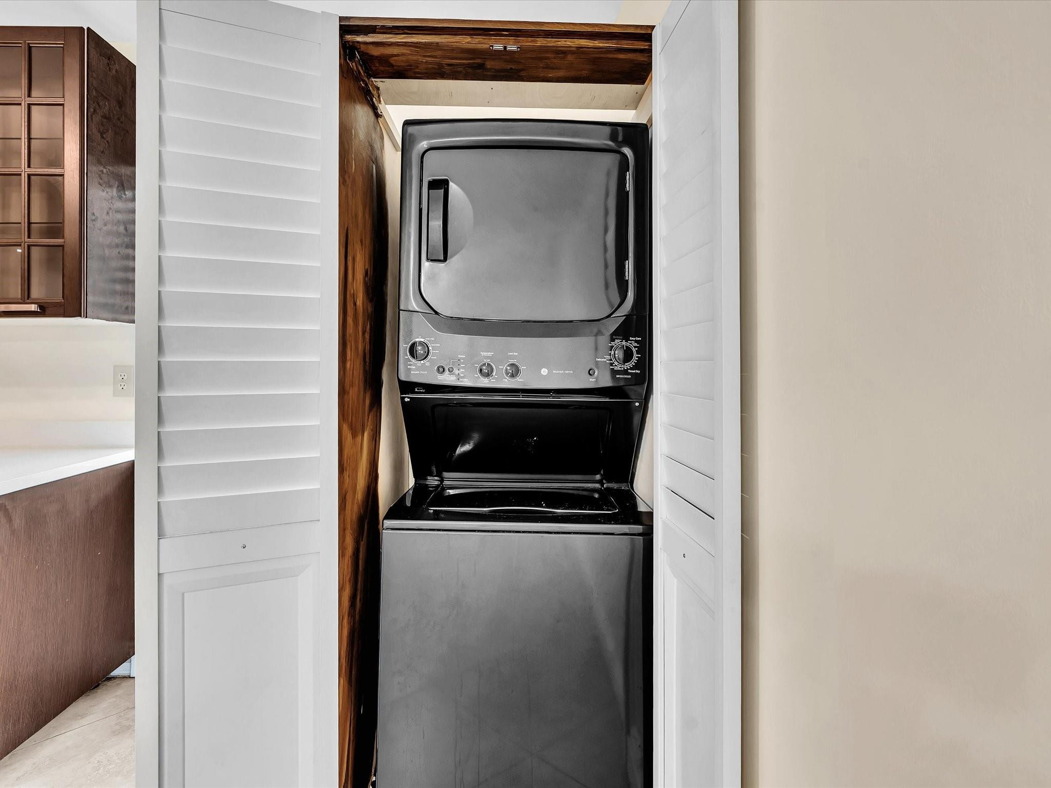 Lauder Gate Isles 28-17 B - Residential Lease