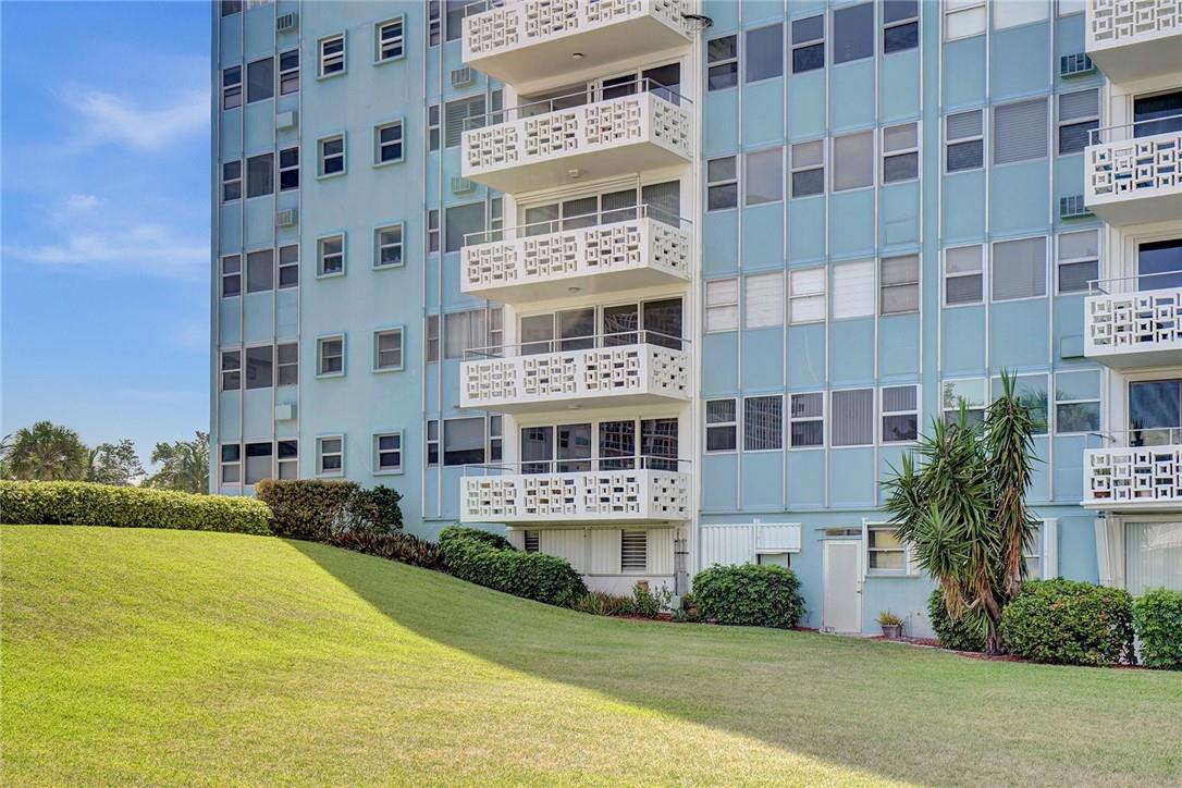 BREAKWATER TOWERS CO-OP - Residential