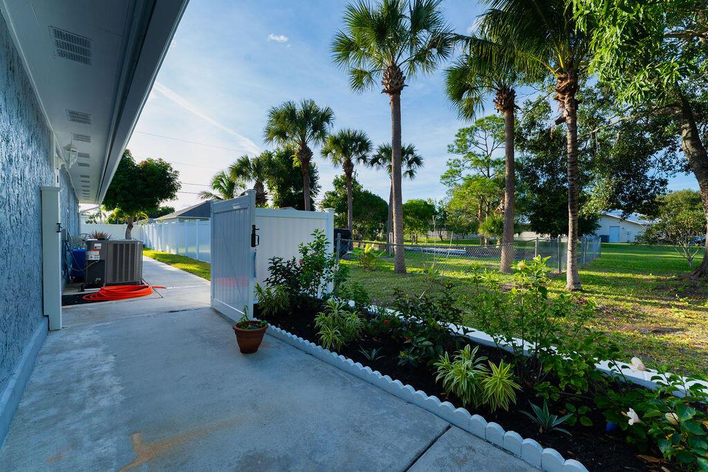 PORT ST LUCIE SECTION - Residential