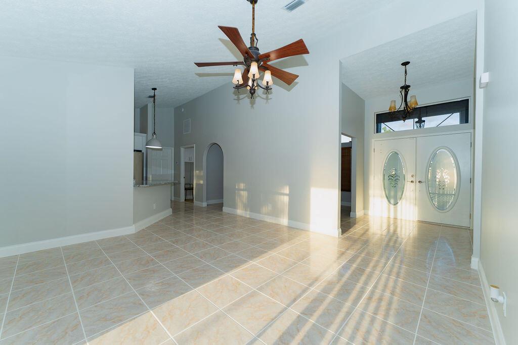 PORT ST LUCIE SECTION - Residential