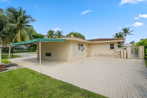 Tiny photo for 910 Banyan Drive, Delray Beach, FL 33483 (MLS # B26087546)