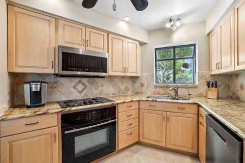 Tiny photo for 910 Banyan Drive, Delray Beach, FL 33483 (MLS # B26087546)