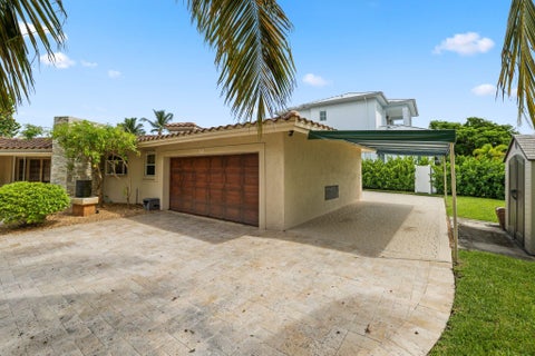 Tiny photo for 910 Banyan Drive, Delray Beach, FL 33483 (MLS # B26087546)