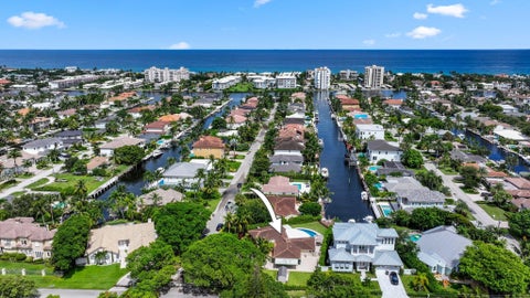 Tiny photo for 910 Banyan Drive, Delray Beach, FL 33483 (MLS # B26087546)