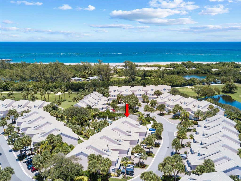 Photo of 3107 Fairway Drive N, Jupiter, FL 33477 (MLS # R10937353)