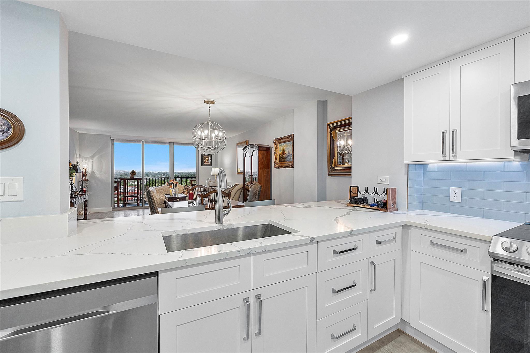 OPAL TOWERS WEST - Residential