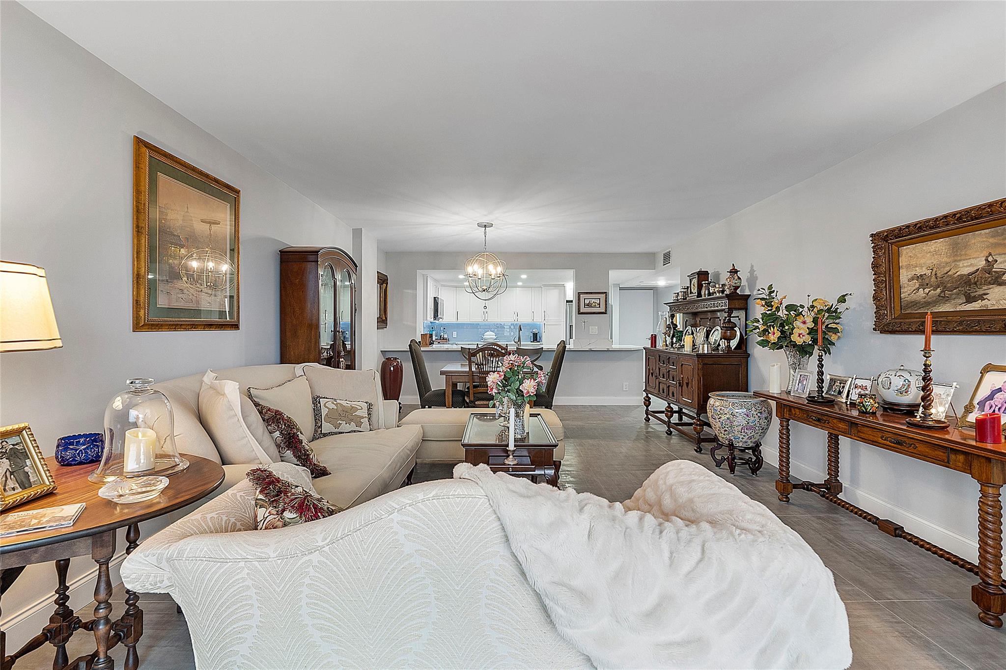 OPAL TOWERS WEST - Residential