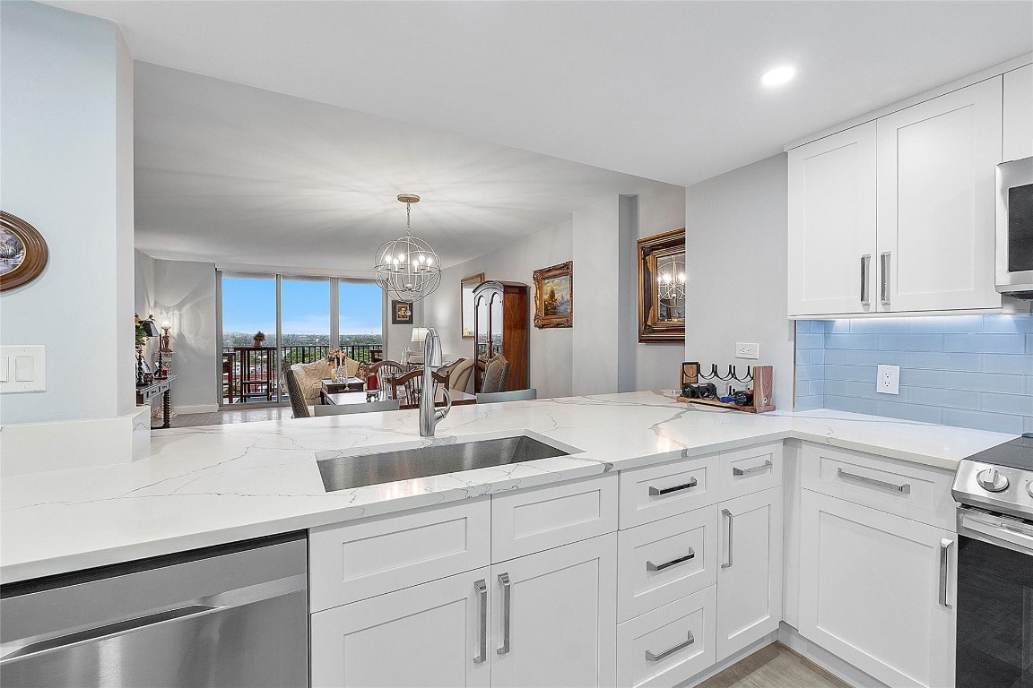 OPAL TOWERS WEST - Residential