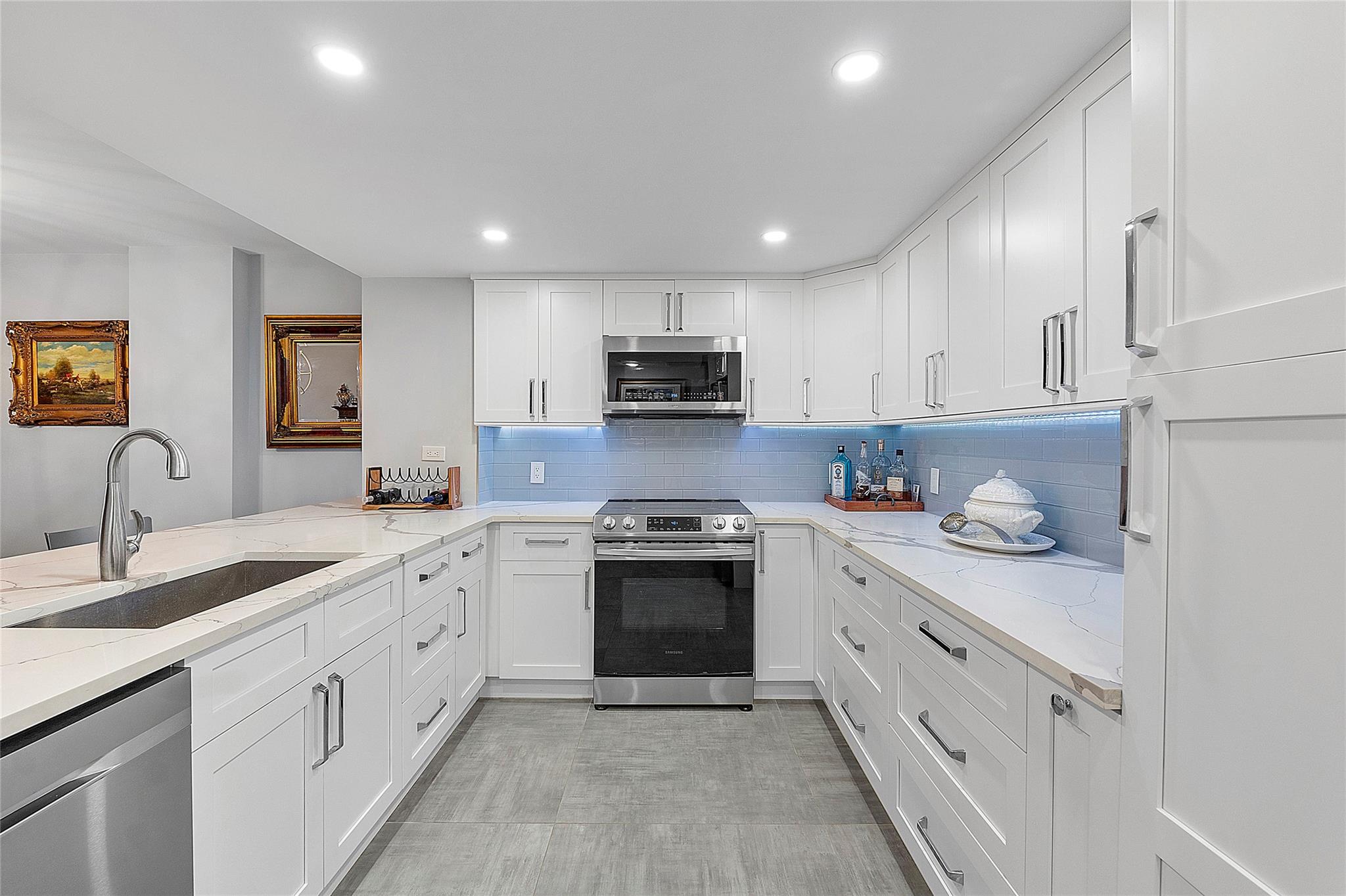 OPAL TOWERS WEST - Residential