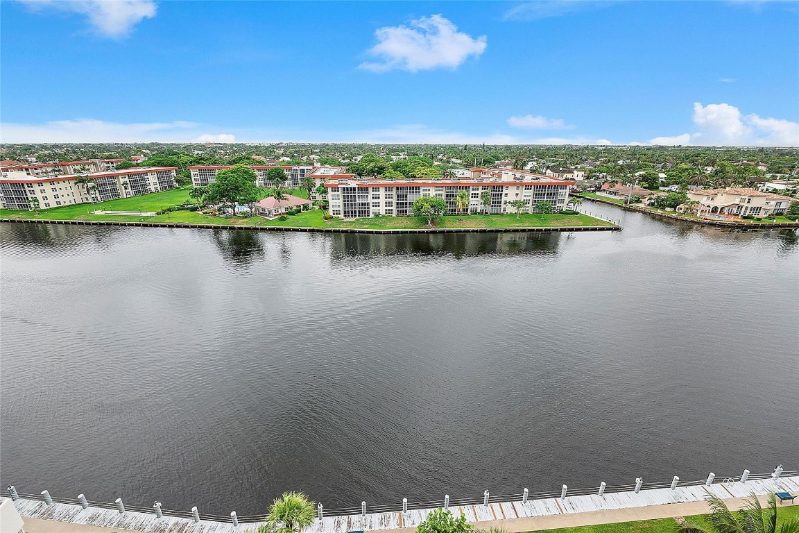 OPAL TOWERS WEST - Residential