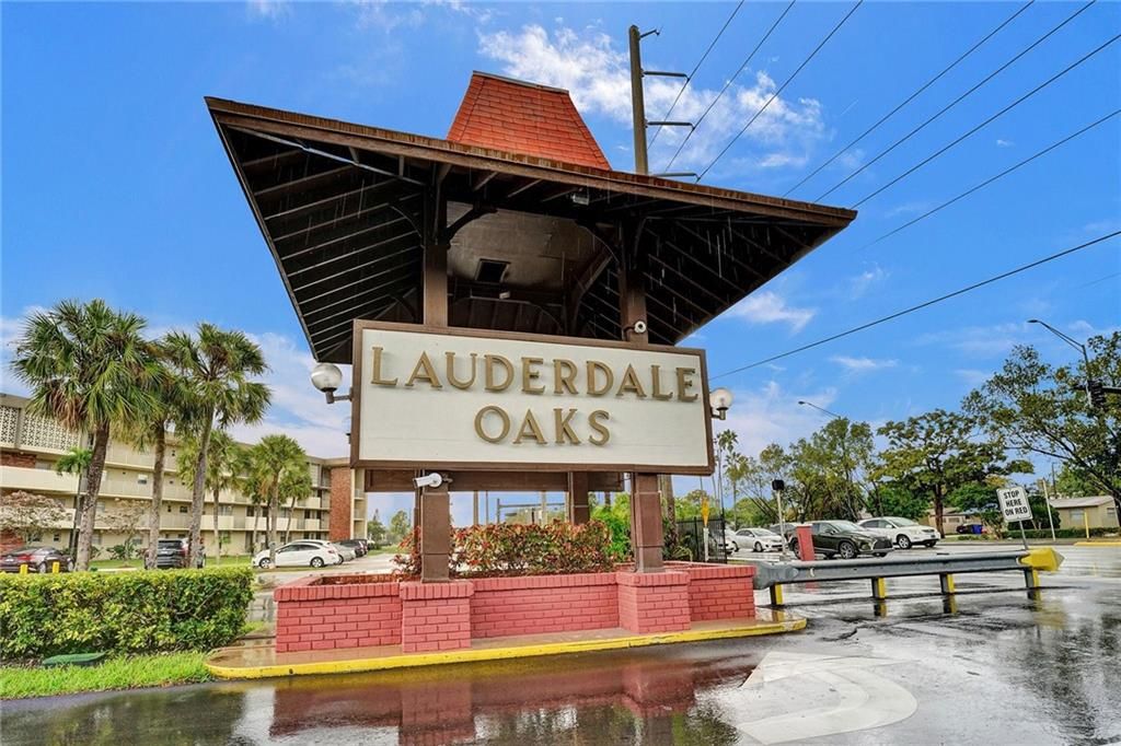 Photo of 3051 NW 46th Ave #304, Lauderdale Lakes, FL 33313 (MLS # F10368502)