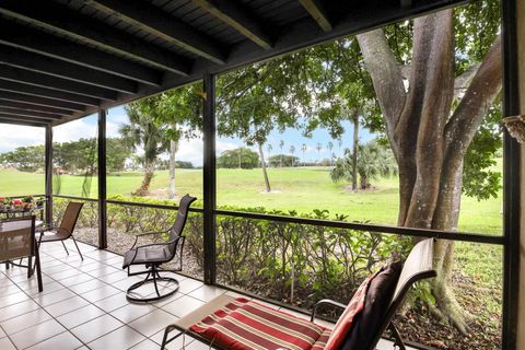 A home in Lake Worth