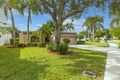 A home in Lake Worth