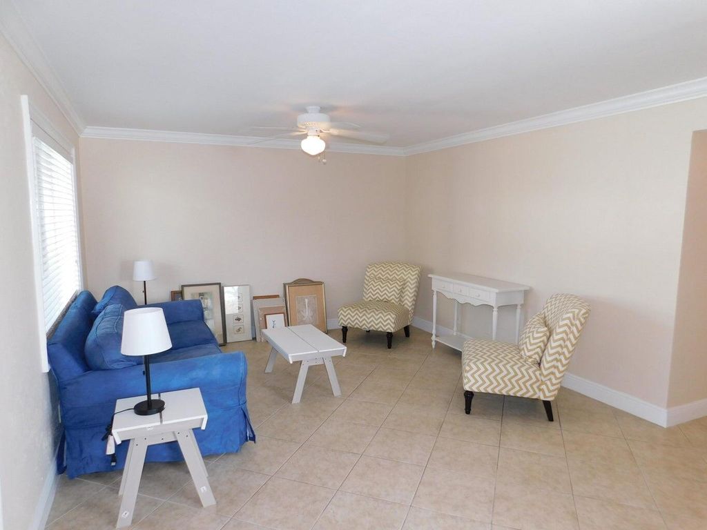 Photo of 735 Hummingbird Way #204, North Palm Beach, FL 33408 (MLS # R10983108)
