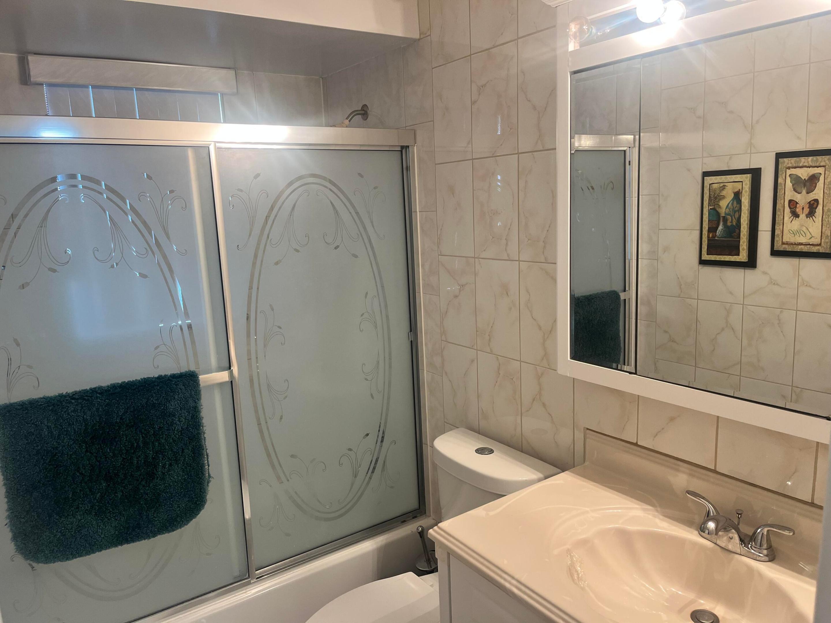 SOMERSET NO EIGHT CONDO - Residential