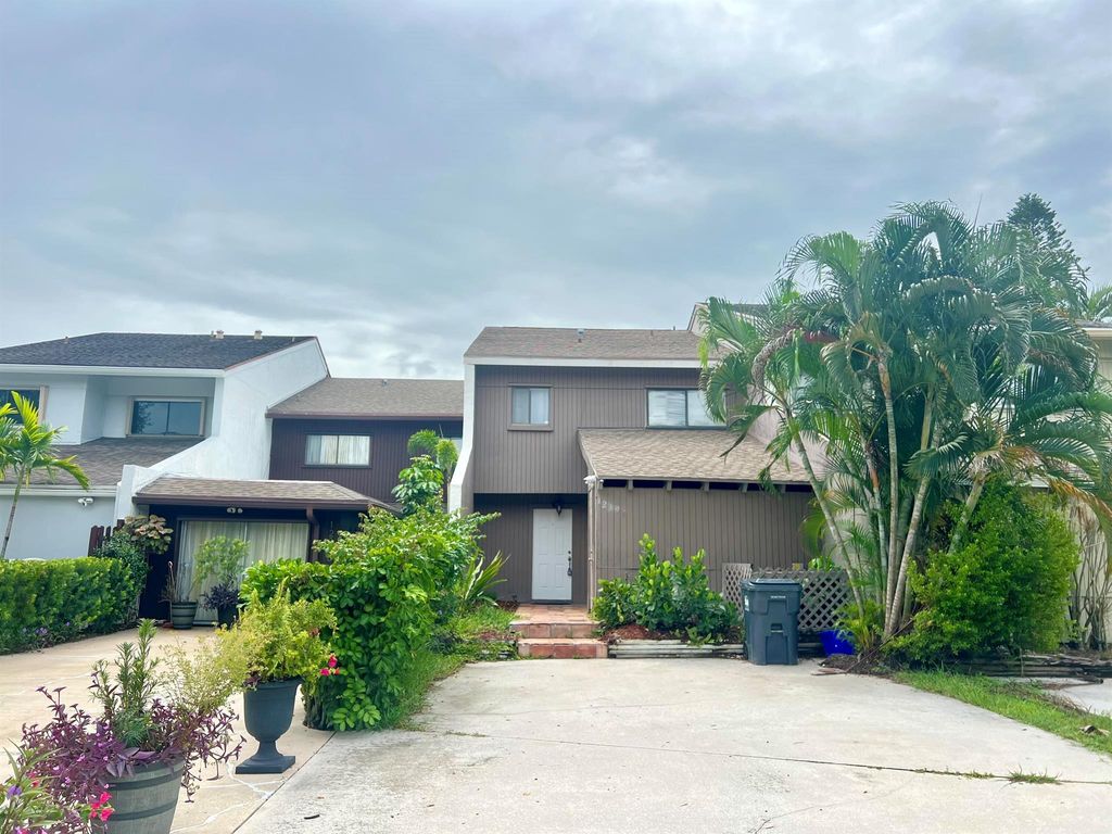 Photo of 12398 Westhampton Circle, Wellington, FL 33414 (MLS # R11125066)