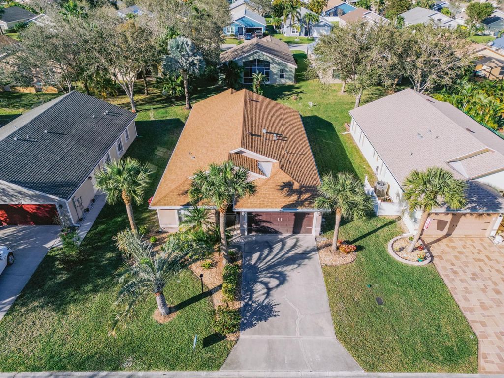 Photo of 2827 SW Versailles Terrace, Stuart, FL 34997 (MLS # R10864268)