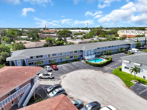 Photo of 4111 NE 21ST Way #211C, Lighthouse Point, FL 33064 (MLS # B26076825)