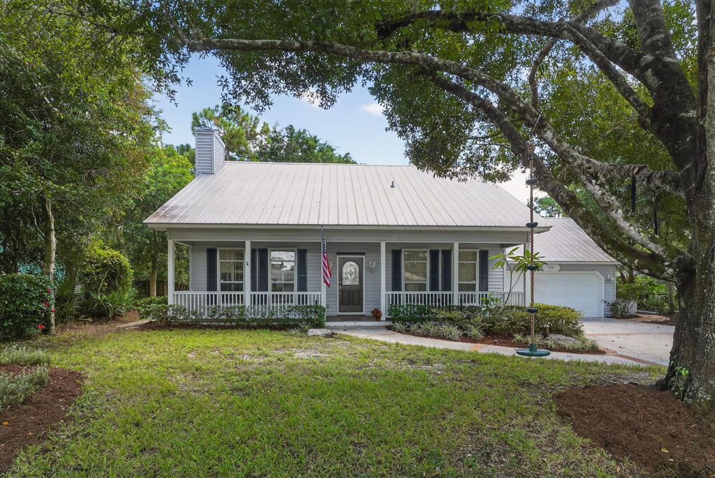 Photo of 556 SE Meadow Wood Way, Stuart, FL 34997 (MLS # R11125915)