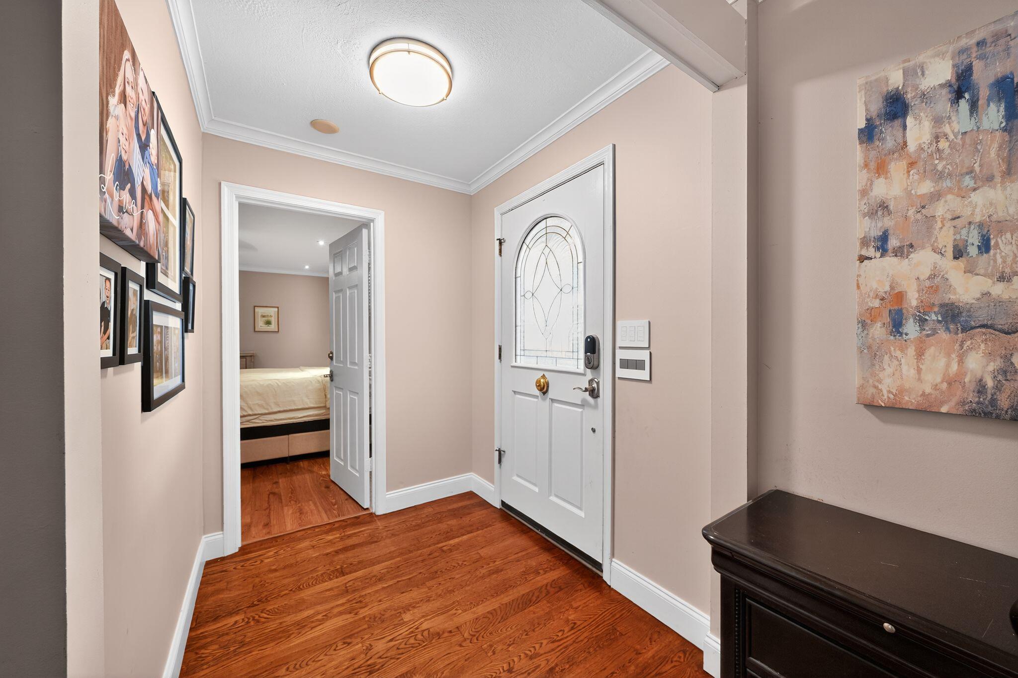 556 SE Meadow Wood Way