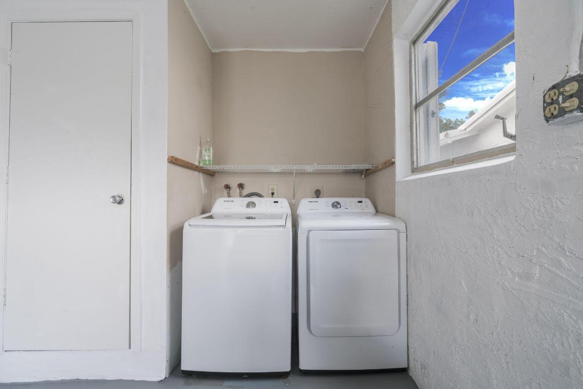 LAUDERDALE WEST SEC 4 - Residential