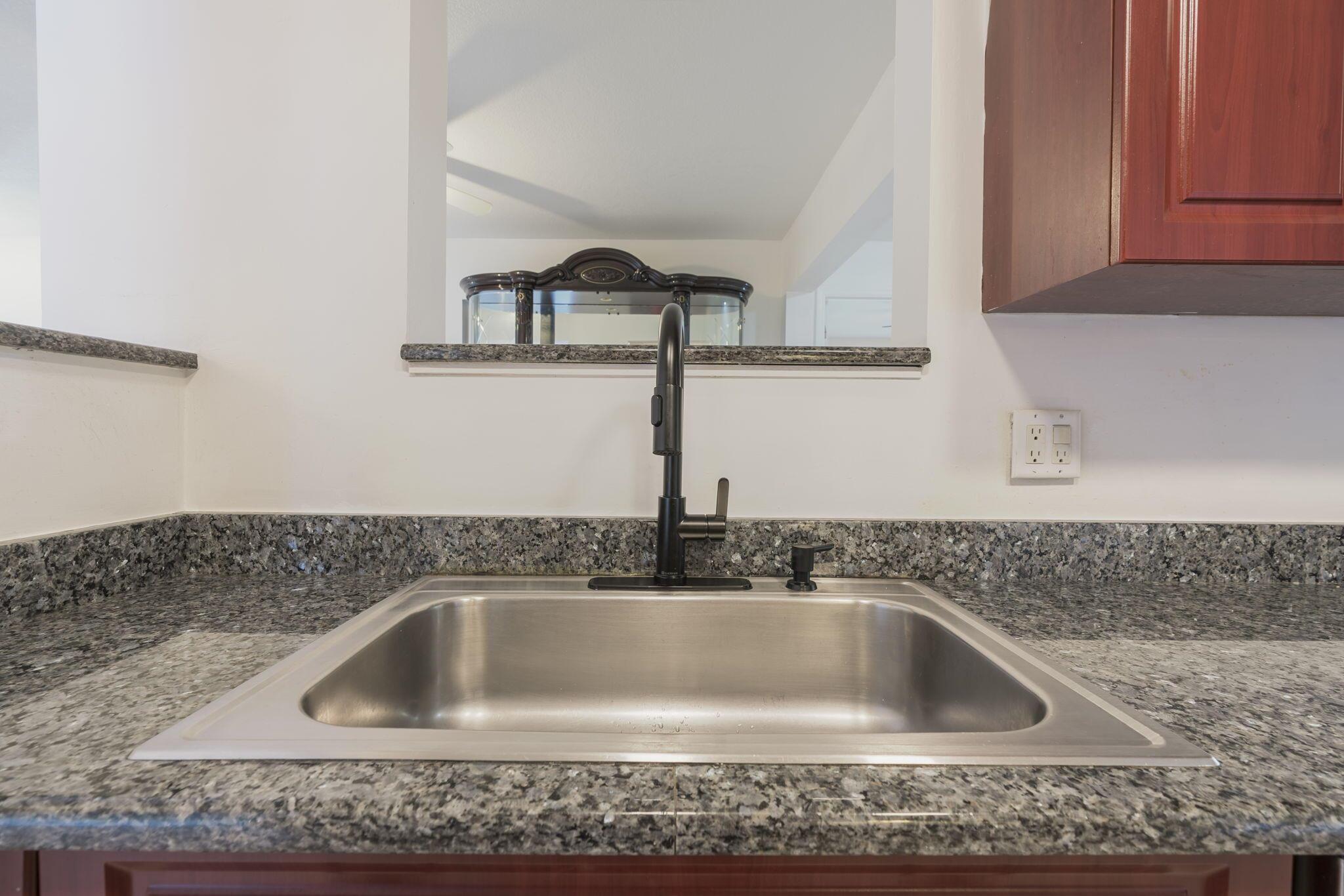 LAUDERDALE WEST SEC 4 - Residential