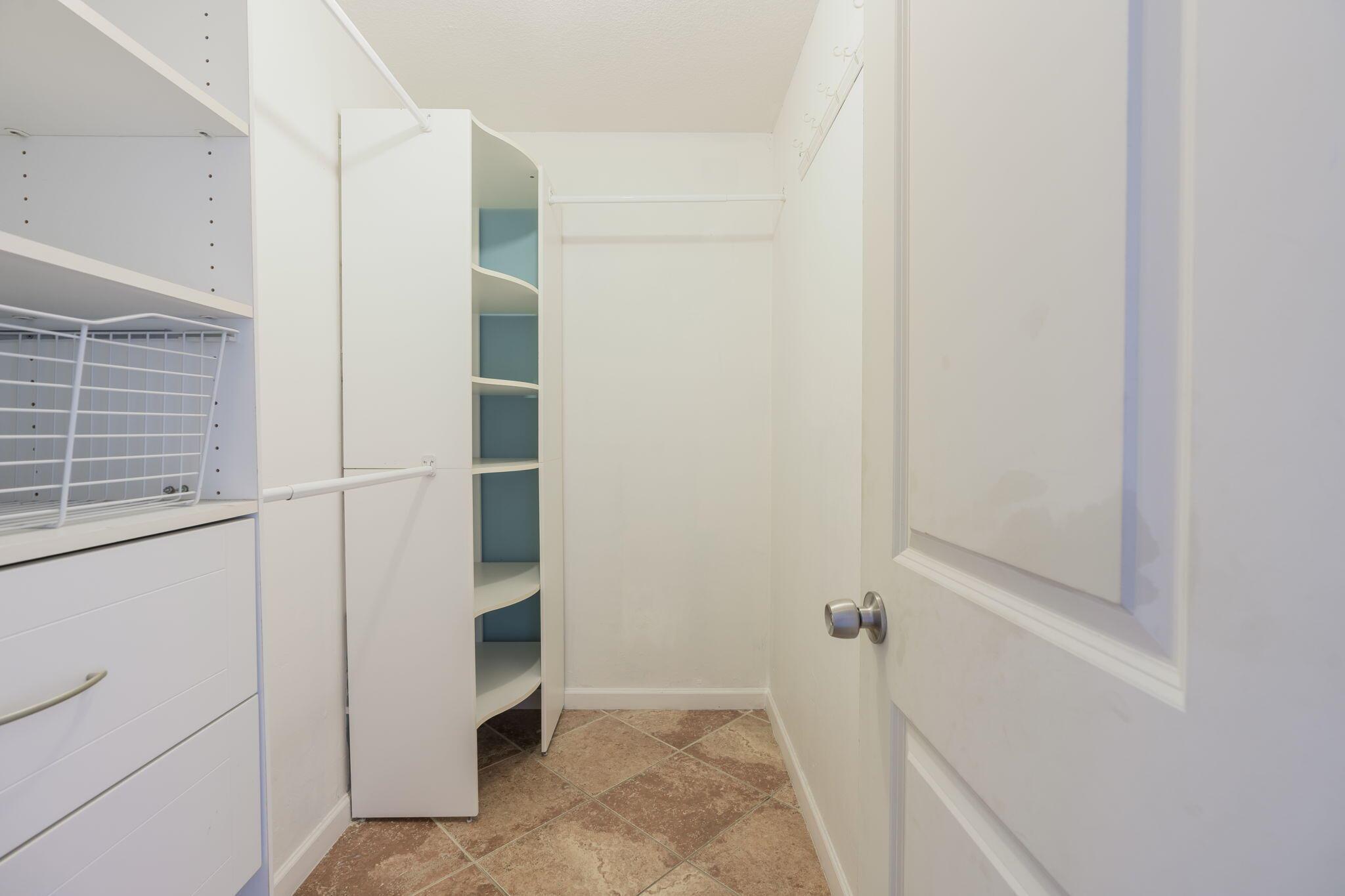 LAUDERDALE WEST SEC 4 - Residential