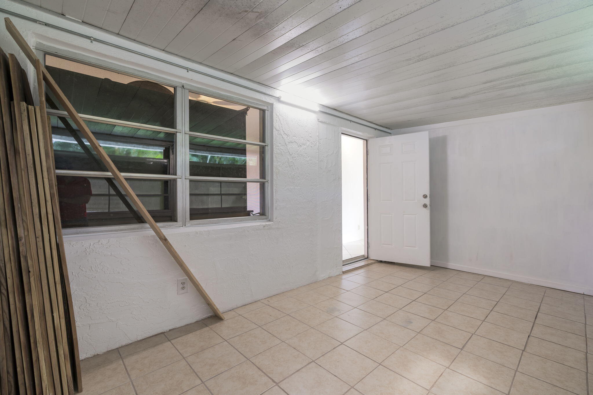 LAUDERDALE WEST SEC 4 - Residential