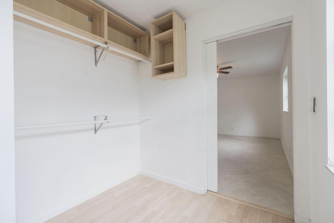 LAUDERDALE WEST SEC 4 - Residential