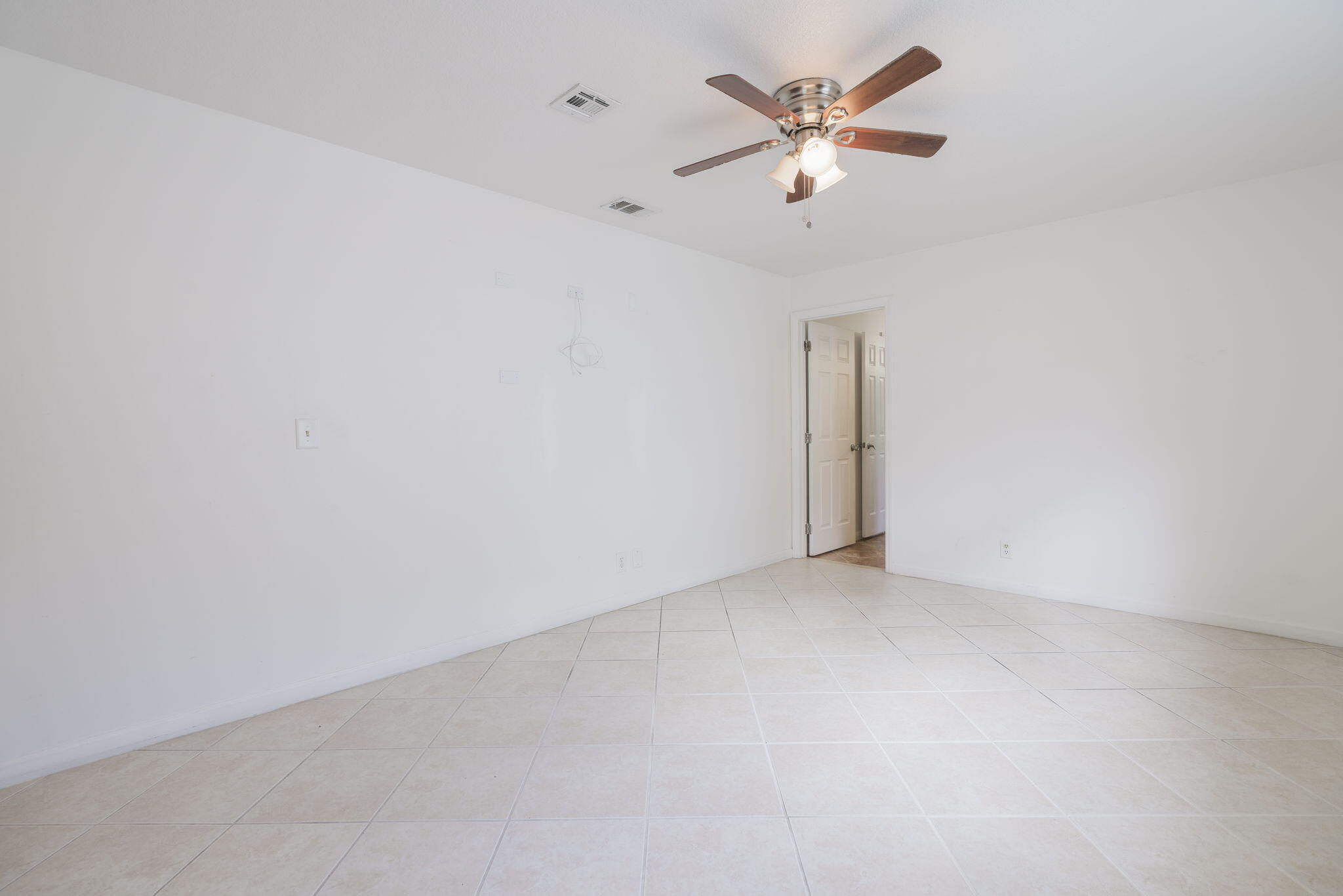 LAUDERDALE WEST SEC 4 - Residential