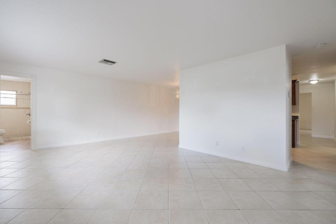 LAUDERDALE WEST SEC 4 - Residential