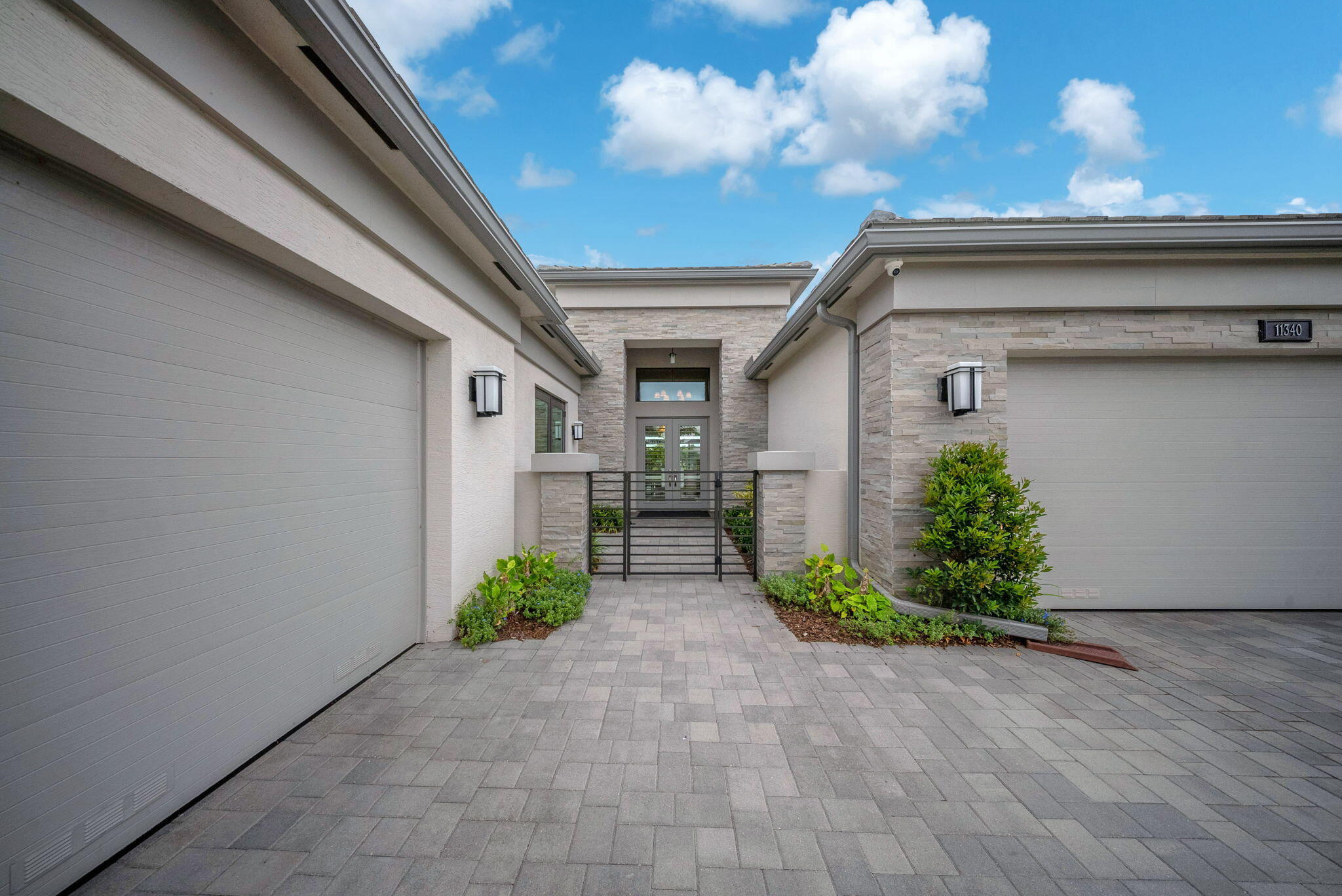 11340 Frosted Pine Manor