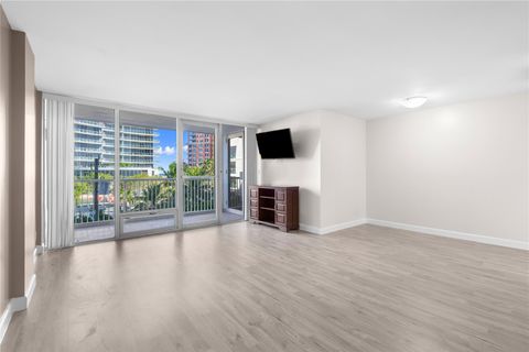 2200 NE 33rd Ave 4D Fort Lauderdale FL 33305