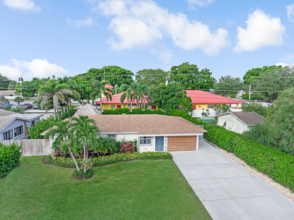 FLORAL PARK LANTANA - Residential