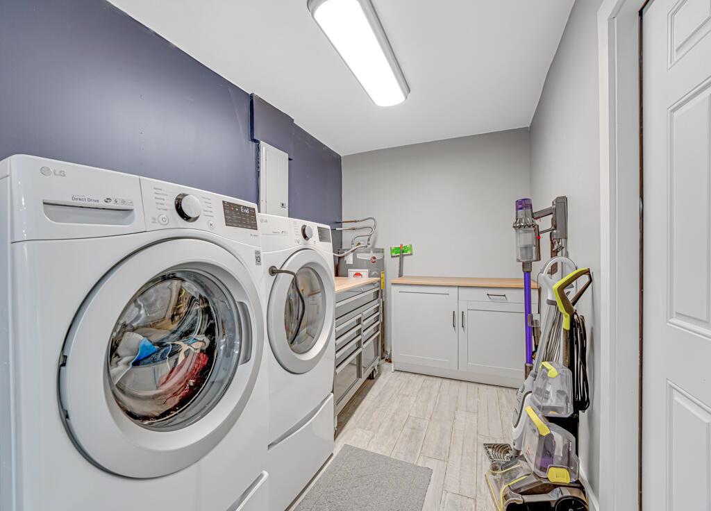 FLORAL PARK LANTANA - Residential