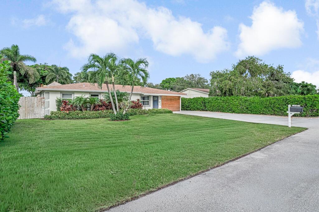 FLORAL PARK LANTANA - Residential