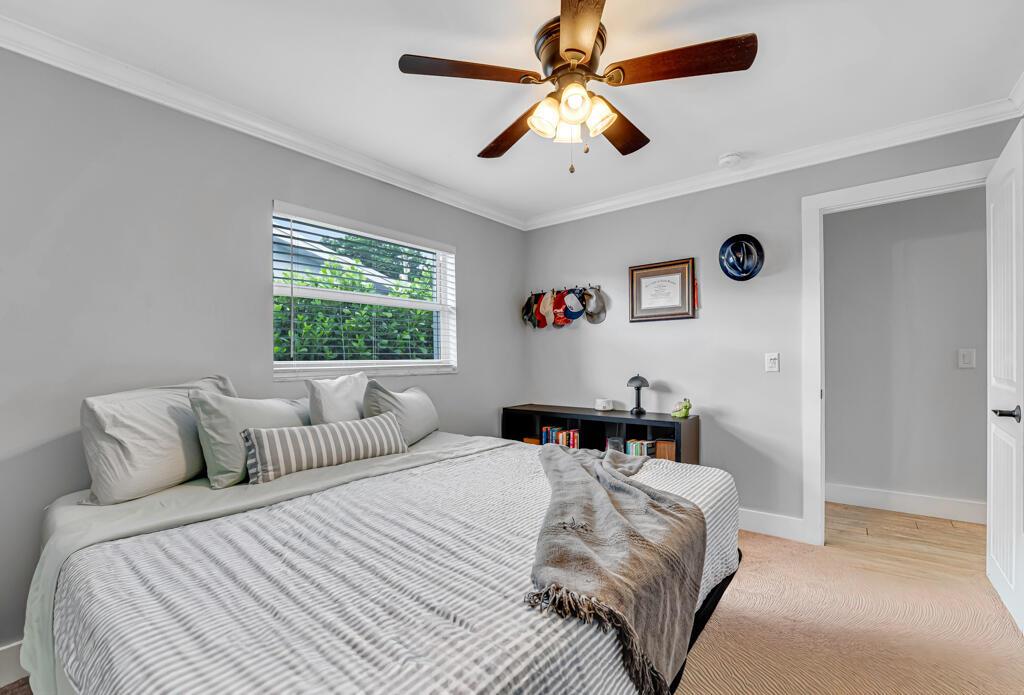 FLORAL PARK LANTANA - Residential