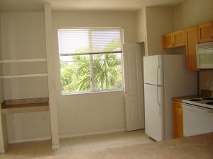 RESIDENCES AT LEGACY PLAC - Residential Lease