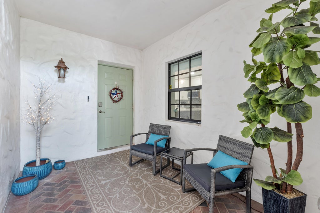 Photo of 2932 Hidden Harbour Court, Dania Beach, FL 33312 (MLS # B26043672)