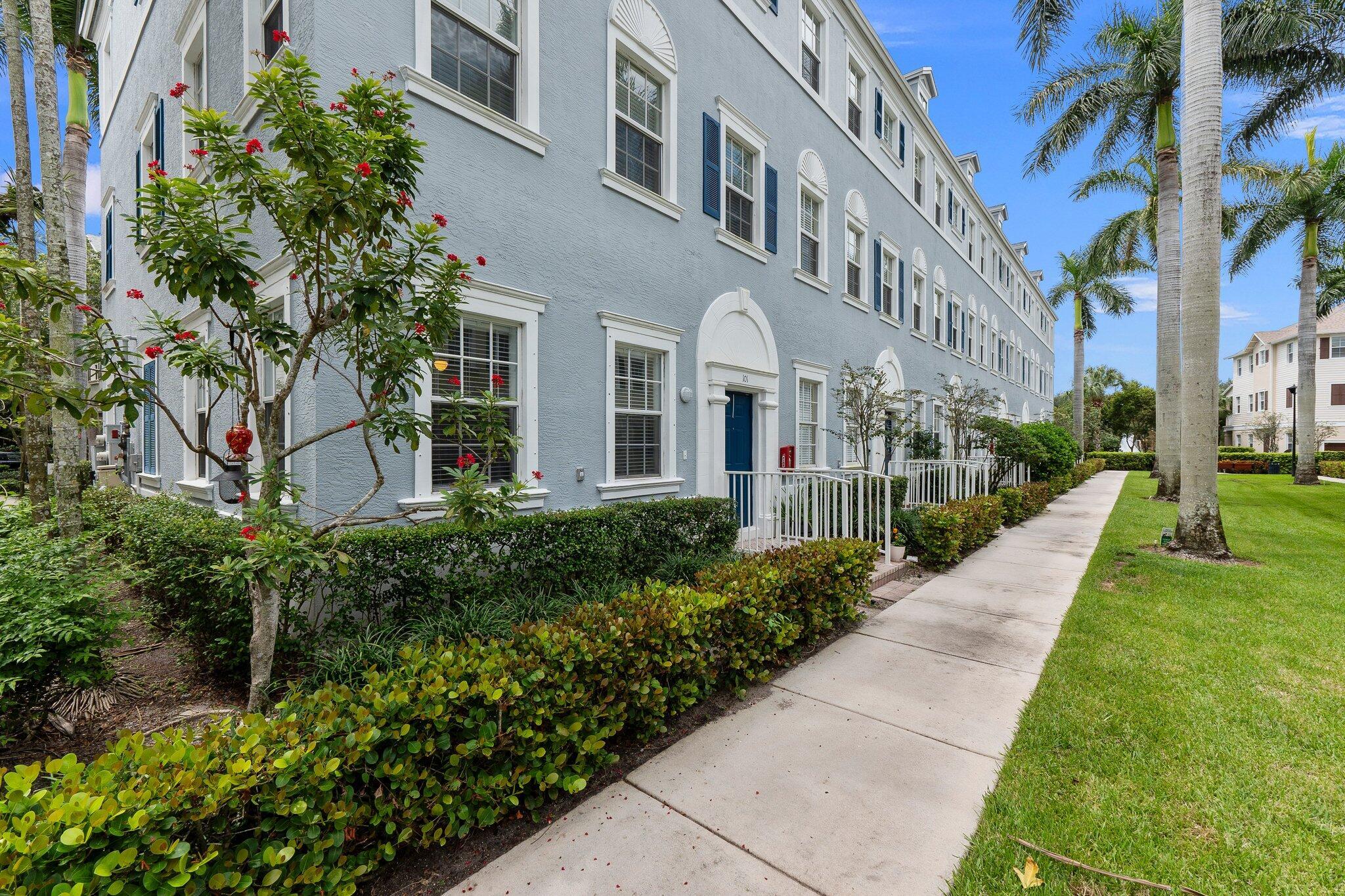 SANDPIPER COVE AT BOTANICA CONDO - Residential