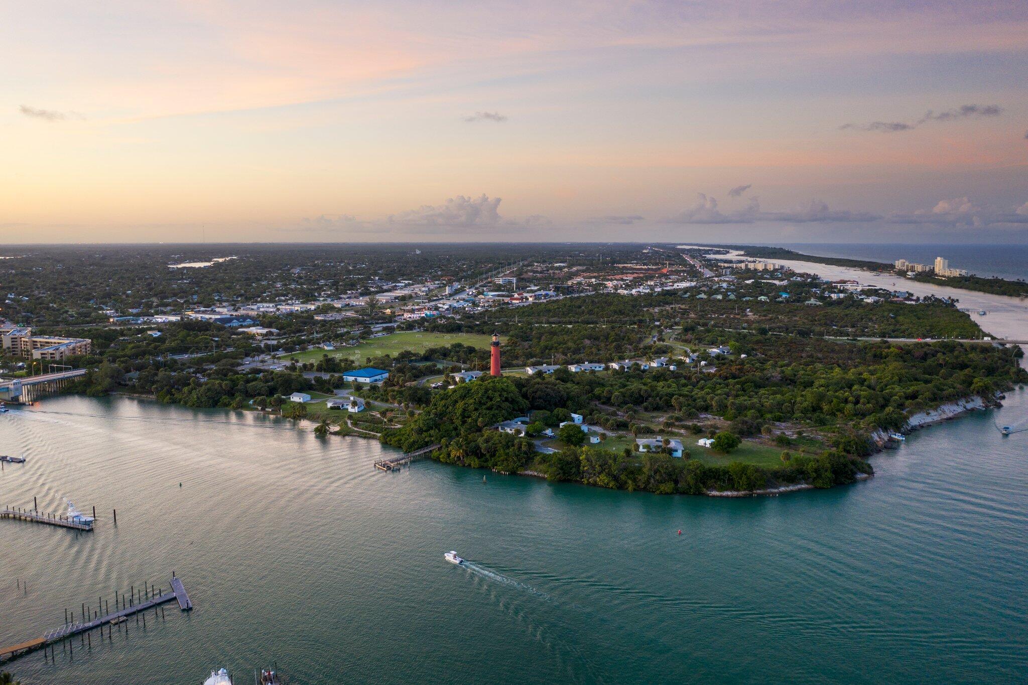 SANDPIPER COVE AT BOTANICA CONDO - Residential