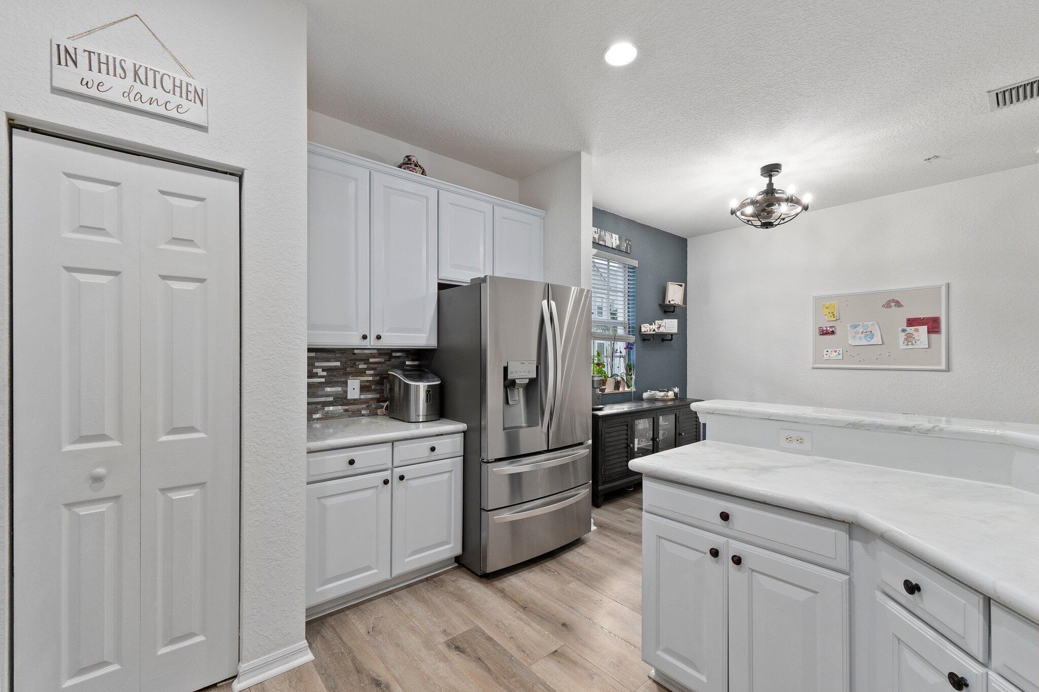 SANDPIPER COVE AT BOTANICA CONDO - Residential