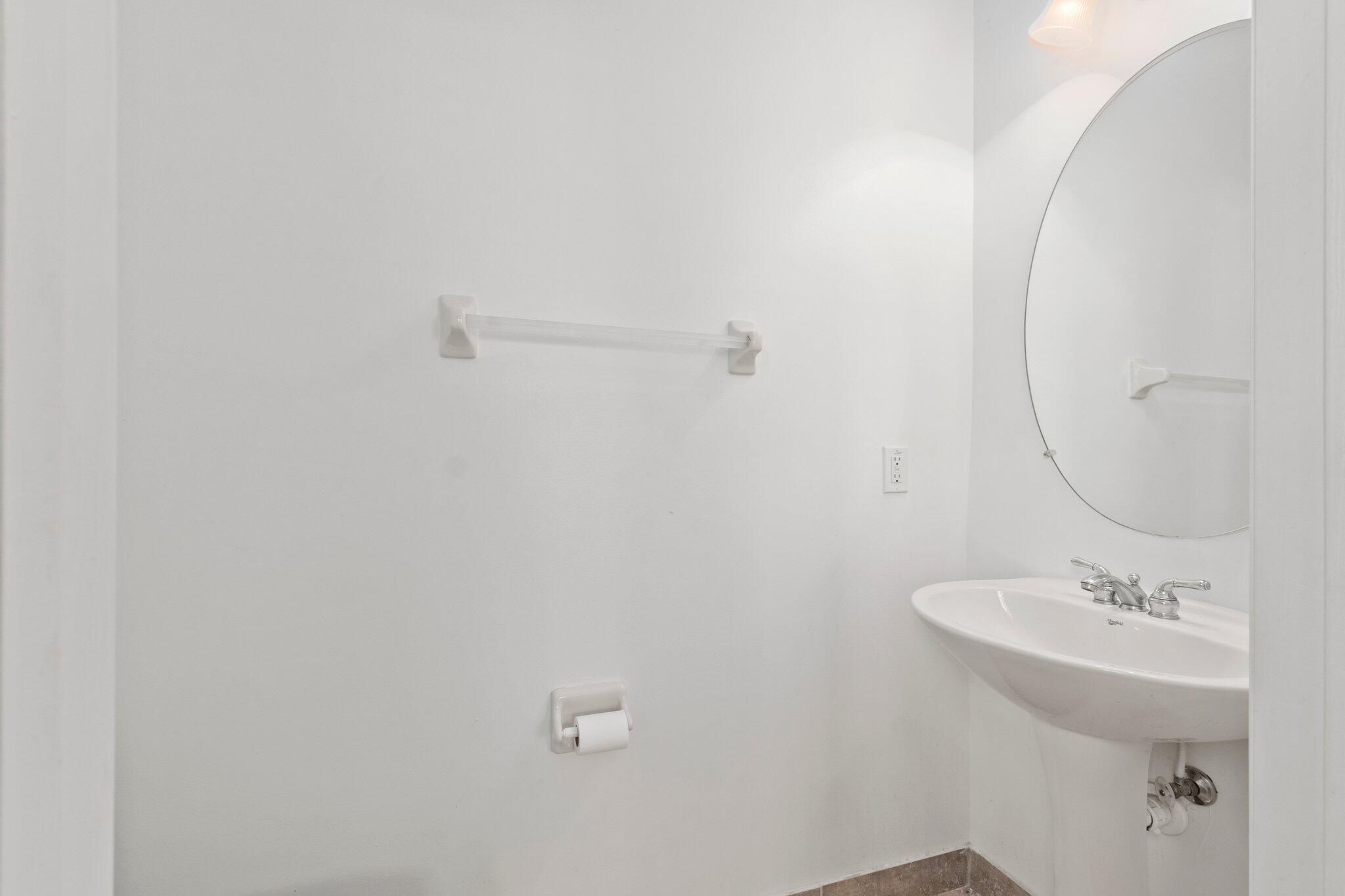 SANDPIPER COVE AT BOTANICA CONDO - Residential