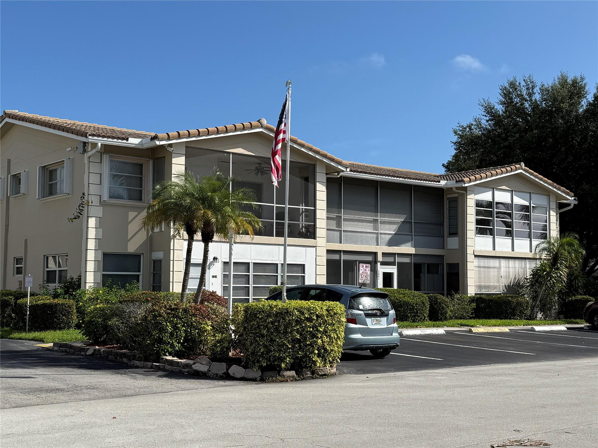 Venetian Park Gardens - Residential