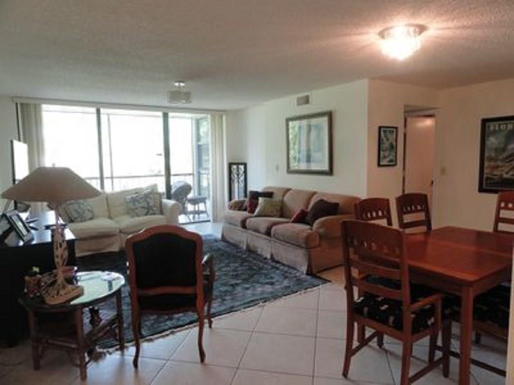 La Costa - Residential