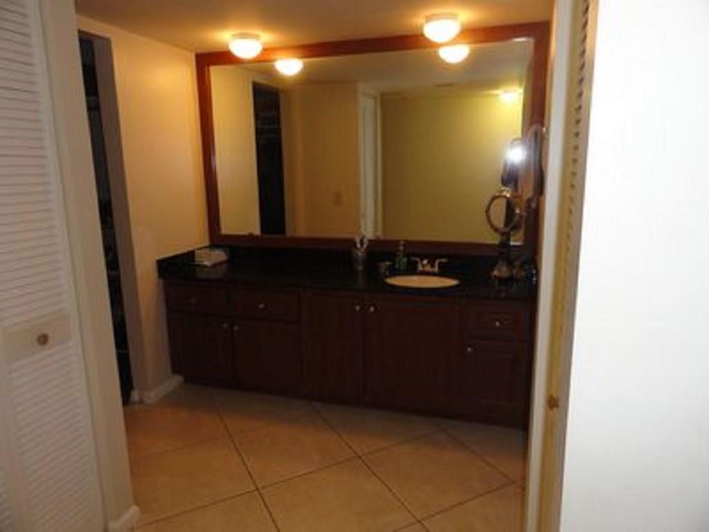 La Costa - Residential