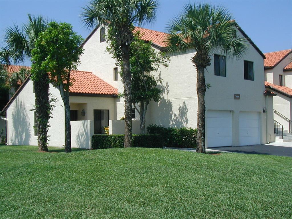 Photo of 23 Via De Casas Sur #23-101, Boynton Beach, FL 33426 (MLS # R10693125)