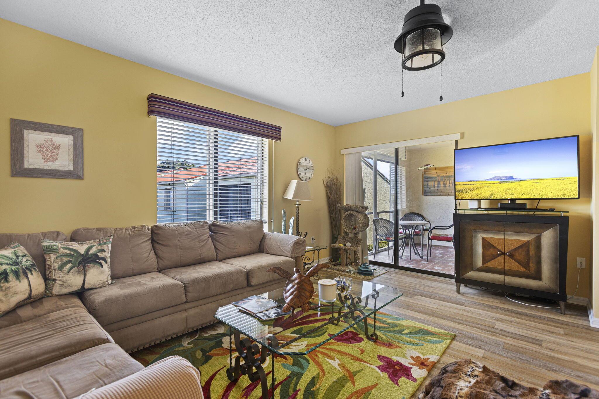 MILES GRANT CONDO - Residential